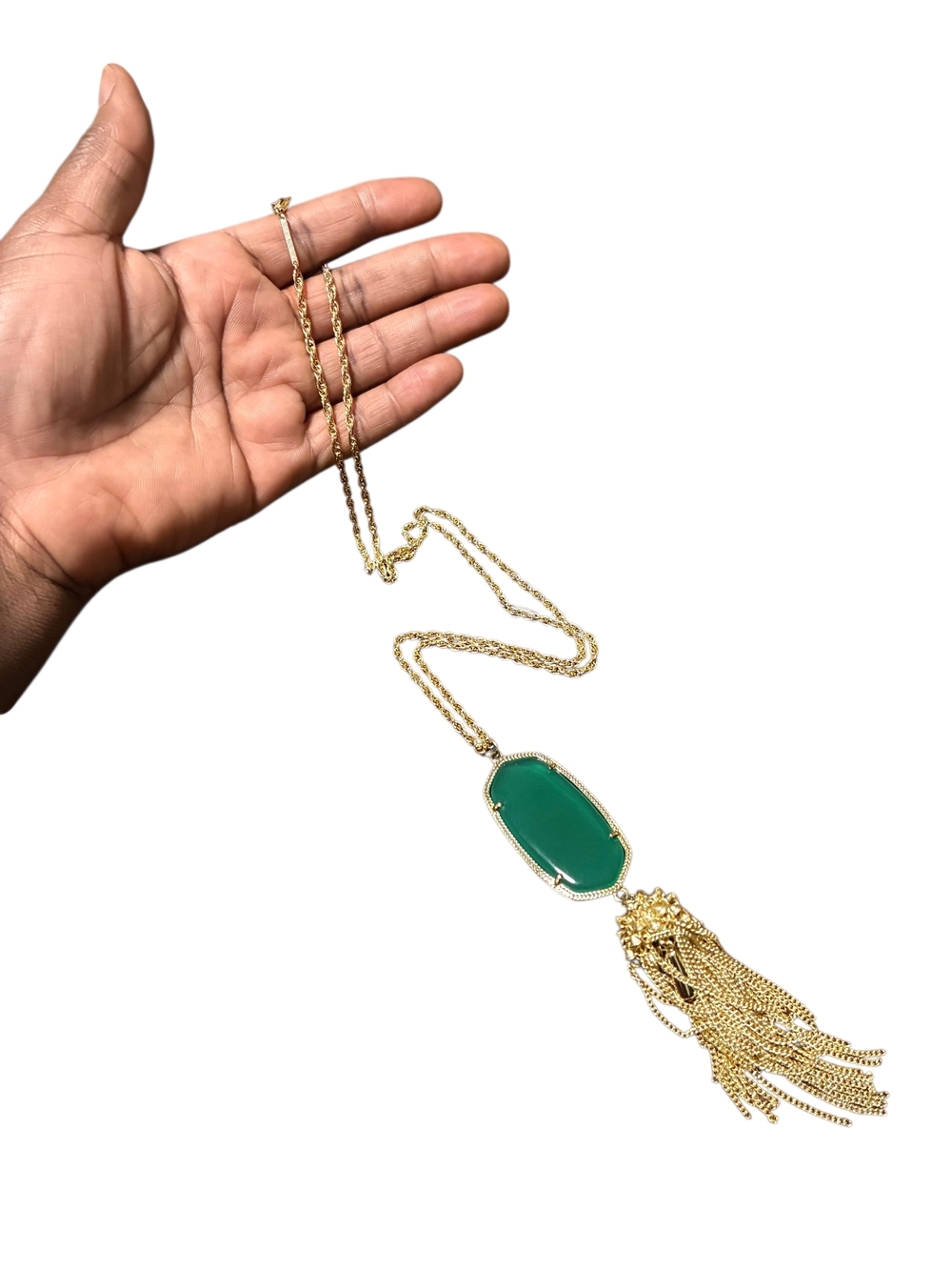 Kendra Scott | Signature Rayne Tassel Pendant Necklace in Green Stone - Picture 5 of 5